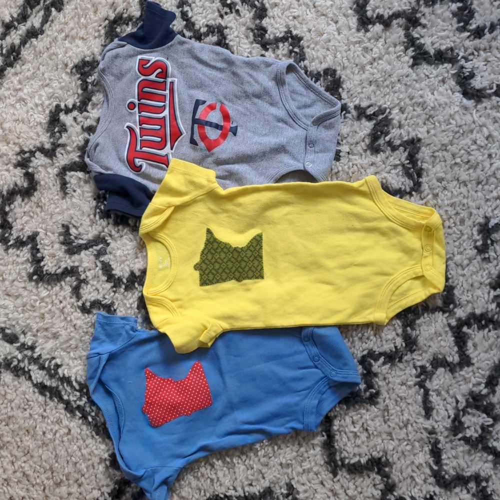 6-9 month Minnesota onesie bundle